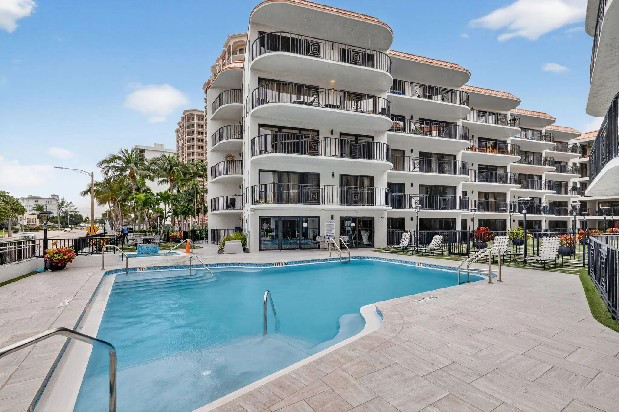 Enjoy a siwm in the pool or the beach