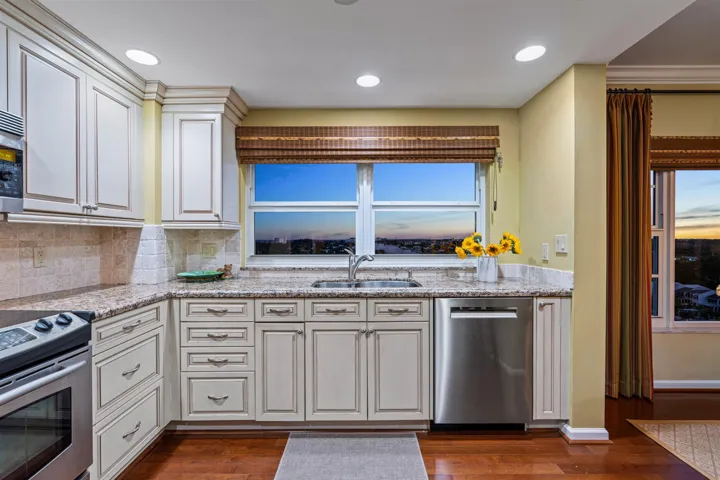 KITCHEN_STRAIGHT_DT