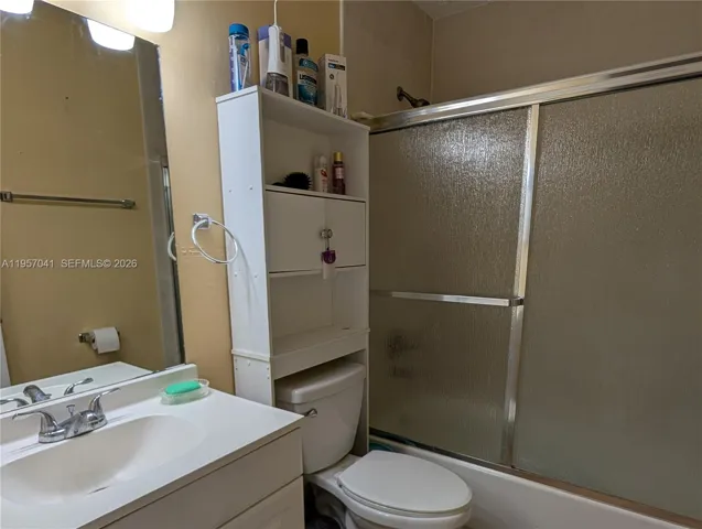 2nd Bathroom
