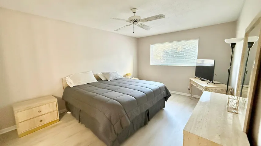 Spacious bedroom