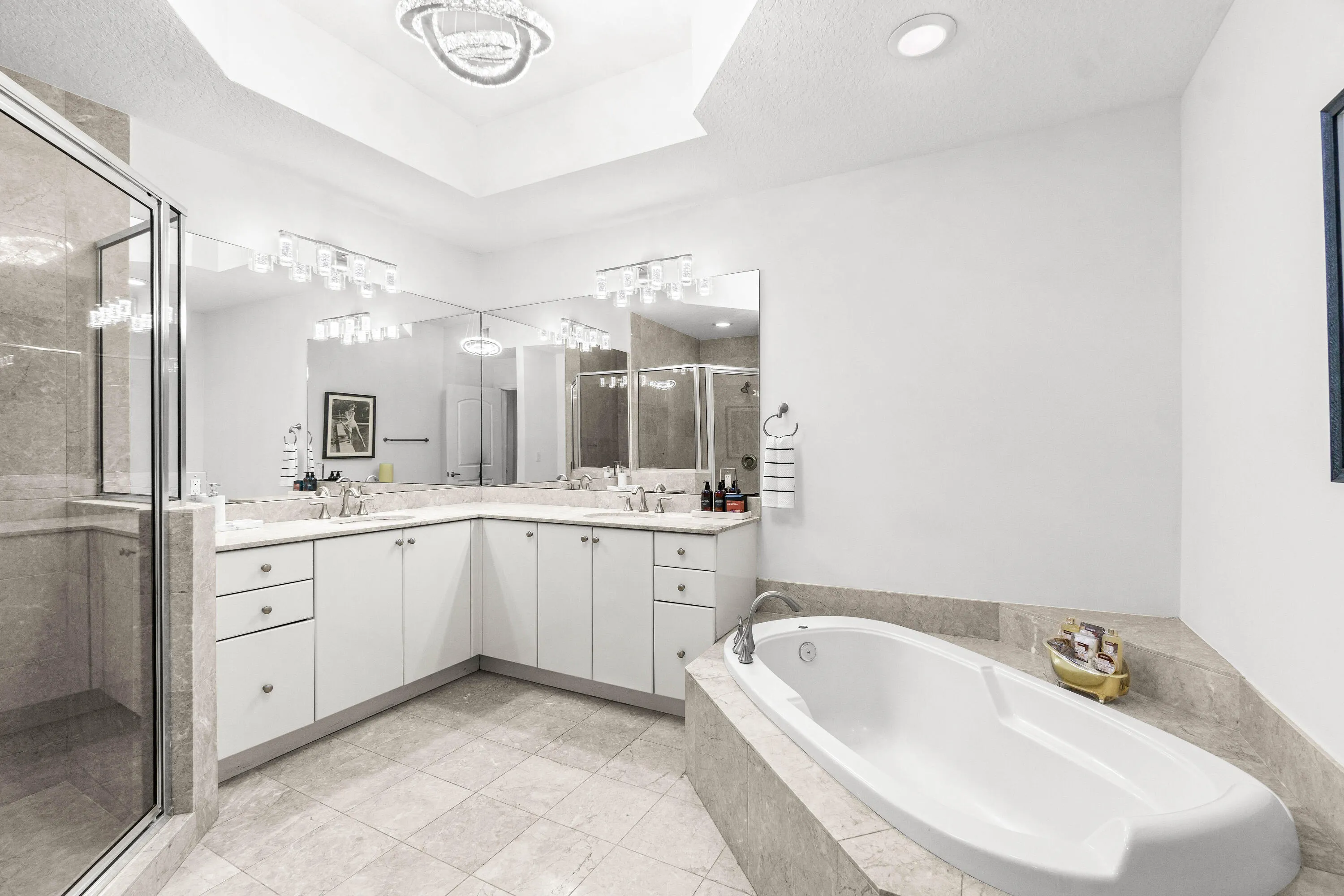 Separate Shower & Soaking Tub