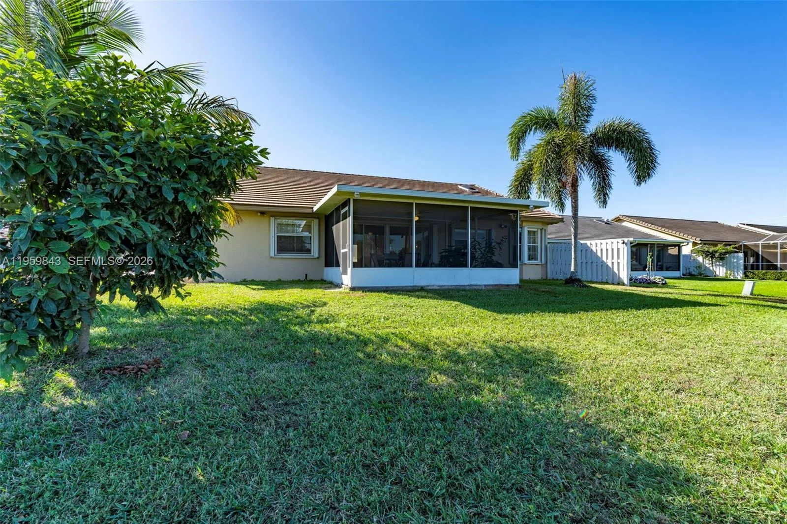 Photo 55 Photo 55