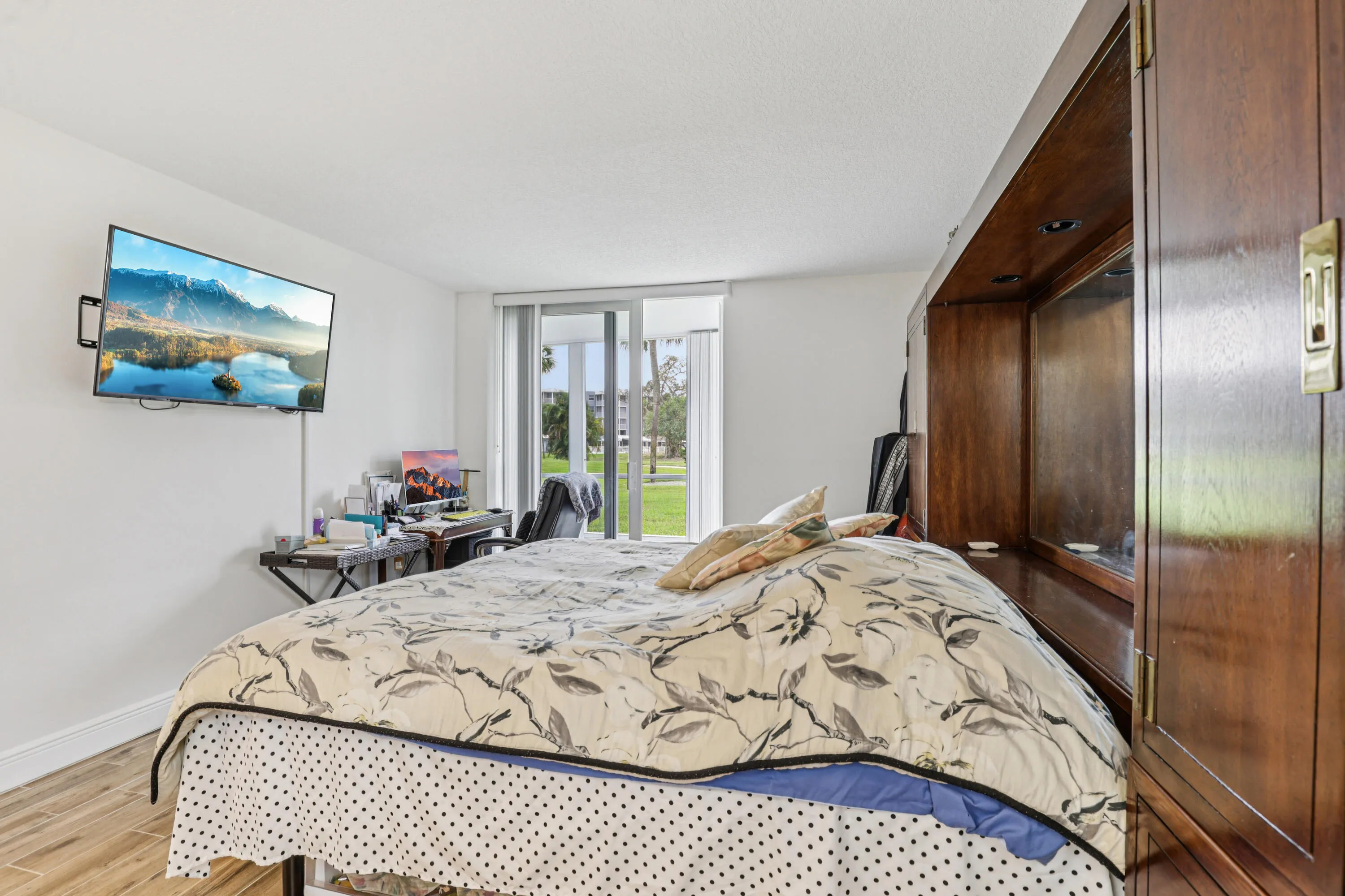 26-print-NW 67th St-S0602-026