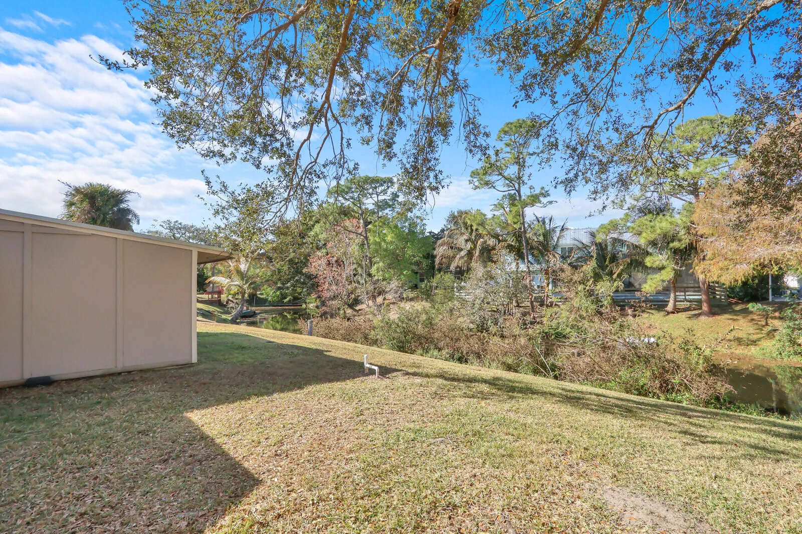 Property photo 38
