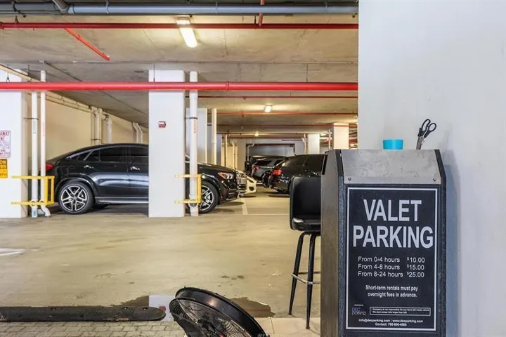 24/7 valet