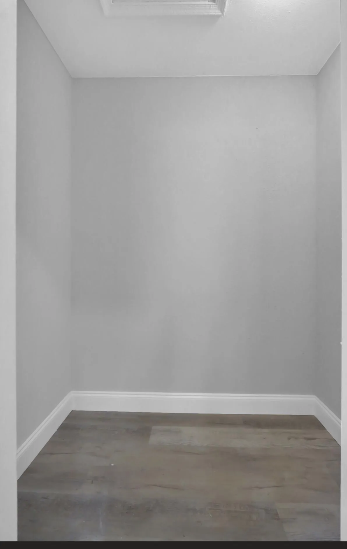 Walking Closet