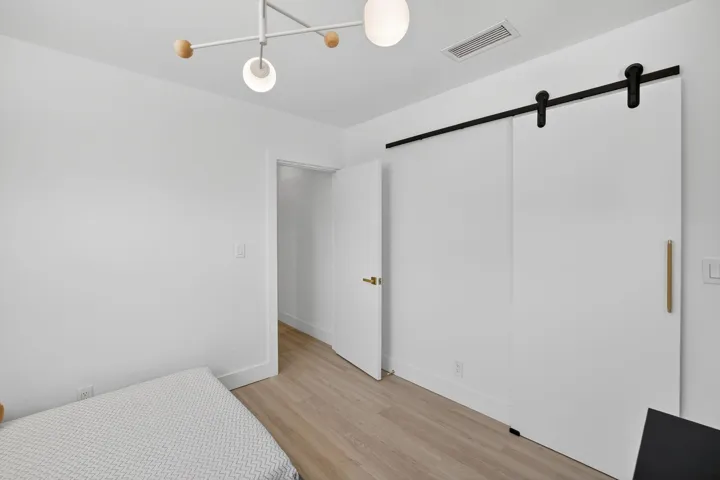 51-web-or-mls-A699A9303