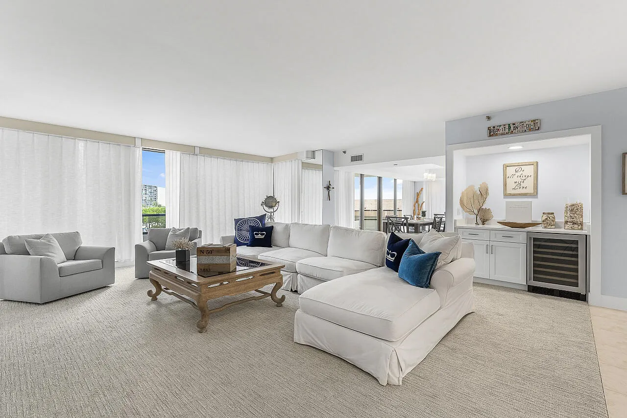 100-Lakeshore-Dr-252-HigMedia-007-1280
