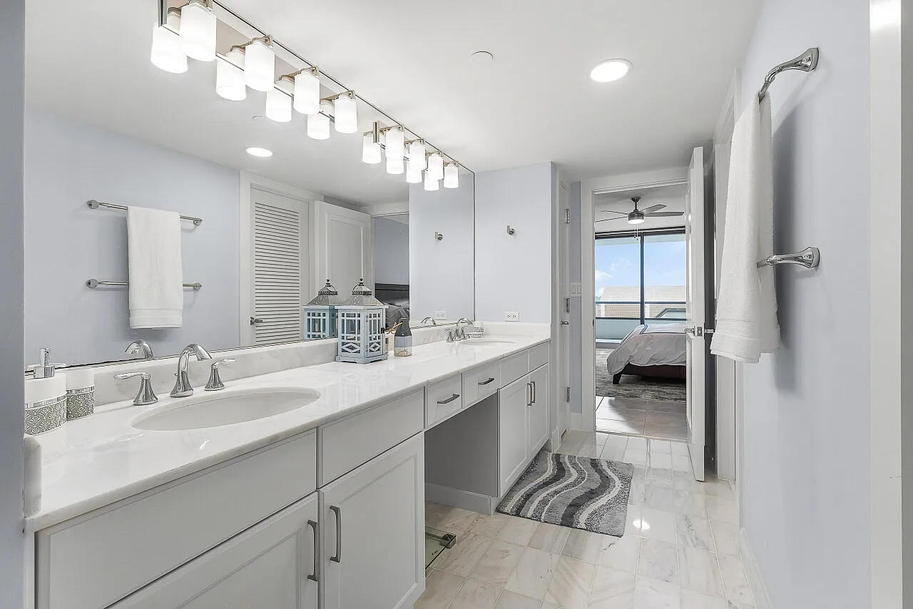100-Lakeshore-Dr-252-HigMedia-023-1280