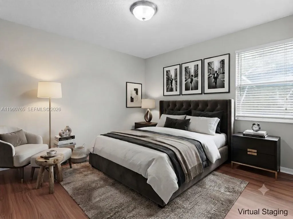 Virtual Staging - Music room to Bedroom
