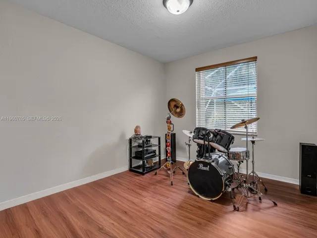 Photo 39