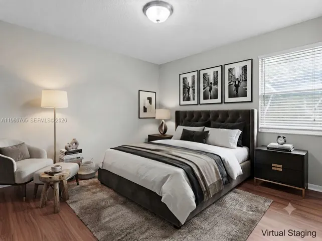 Virtual Staging - Music room to Bedroom