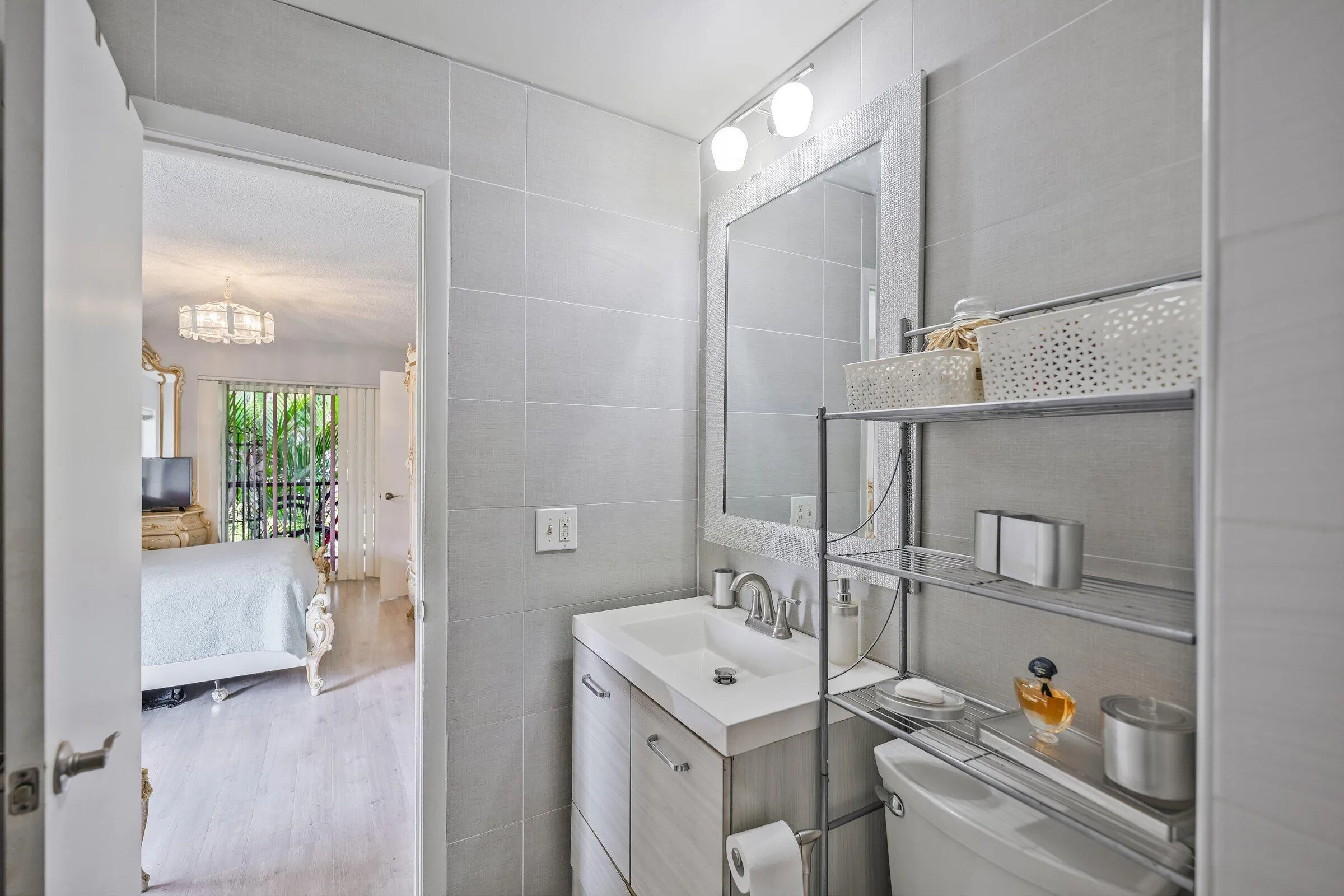 6544 Chasewood Drive Unit 5H-13