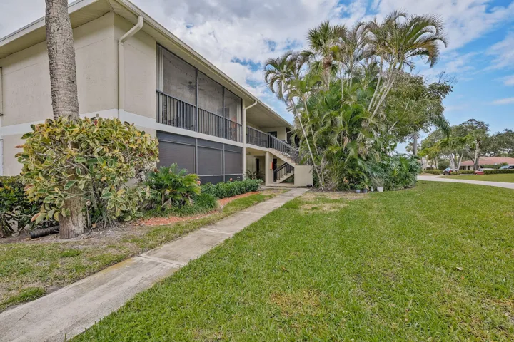 6544 Chasewood Drive Unit 5H-1