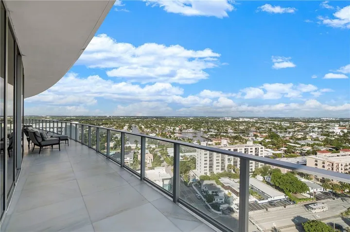 MAIN LEVEL TERRACE