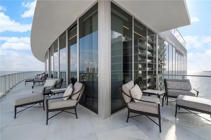 MAIN LEVEL TERRACE
