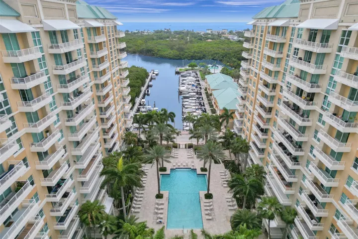 57-web-or-mls-01_apartment (1)
