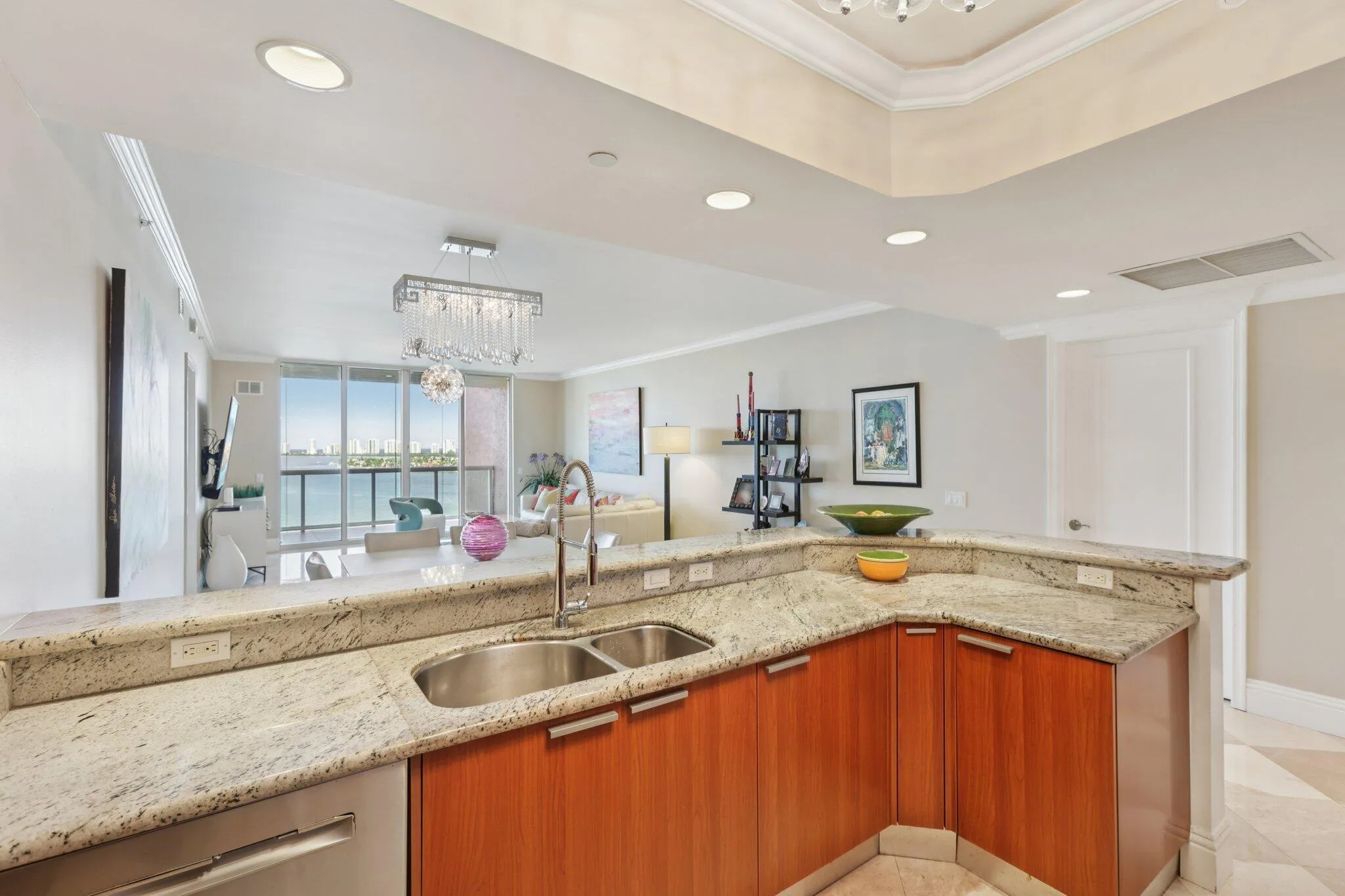 13-web-or-mls-Lake Shore Dr 1404-S1001-0