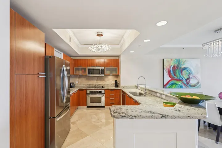 14-web-or-mls-Lake Shore Dr 1404-S1001-0