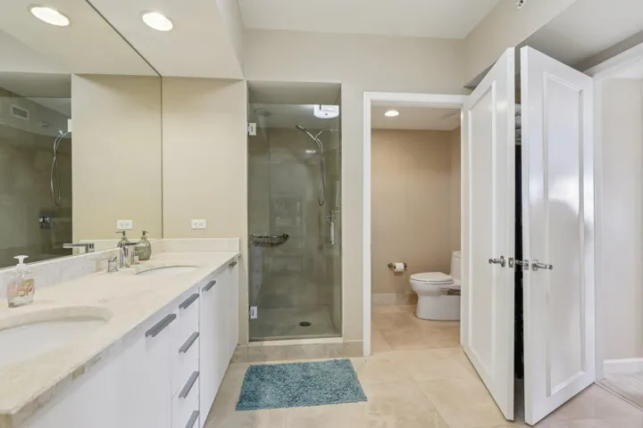 33-web-or-mls-Lake Shore Dr 1404-S1001-0