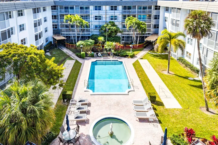 Courtyard pool Area Lookin South (Towards Condo)