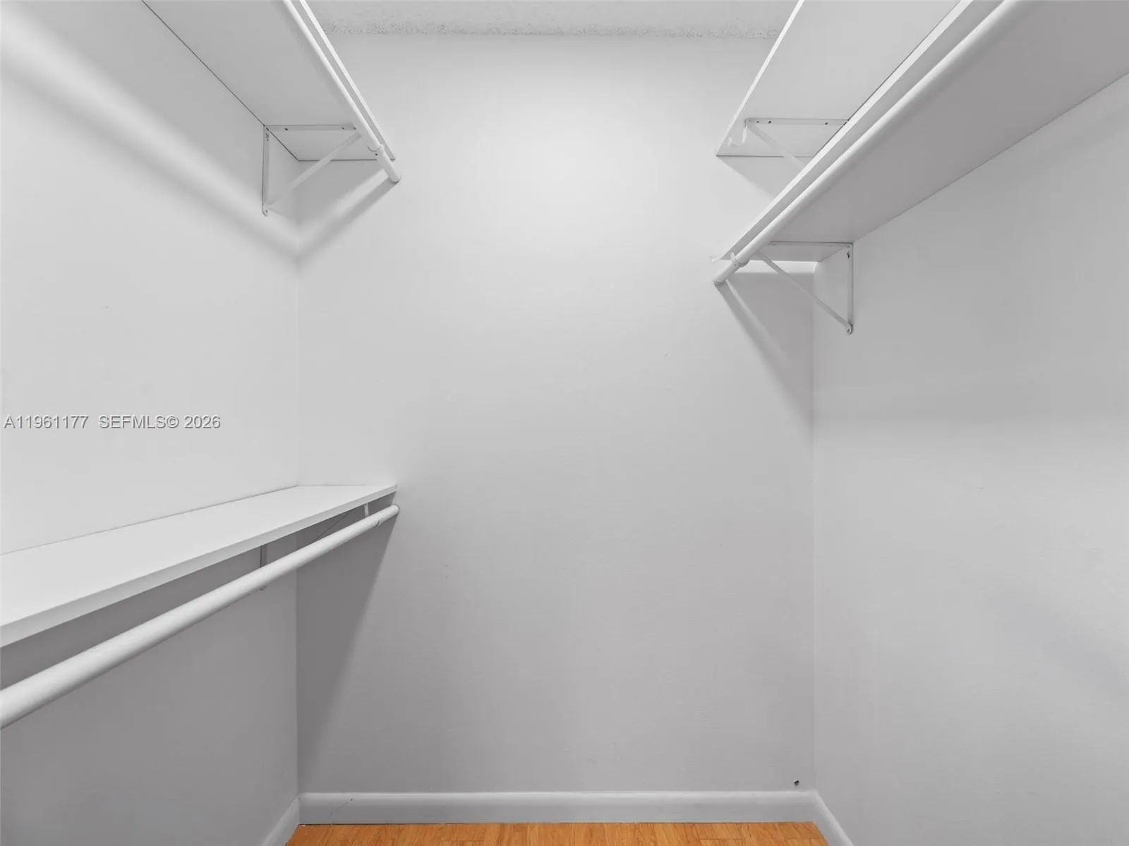 walk in closet