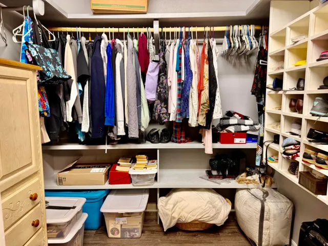 M-suite #2 walk in closet