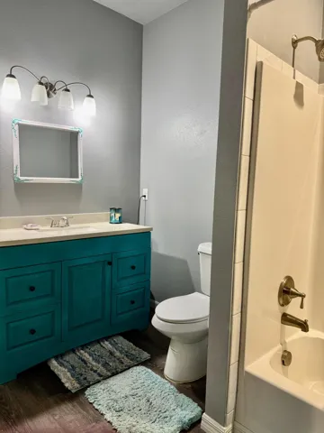 3rd en-suite bath