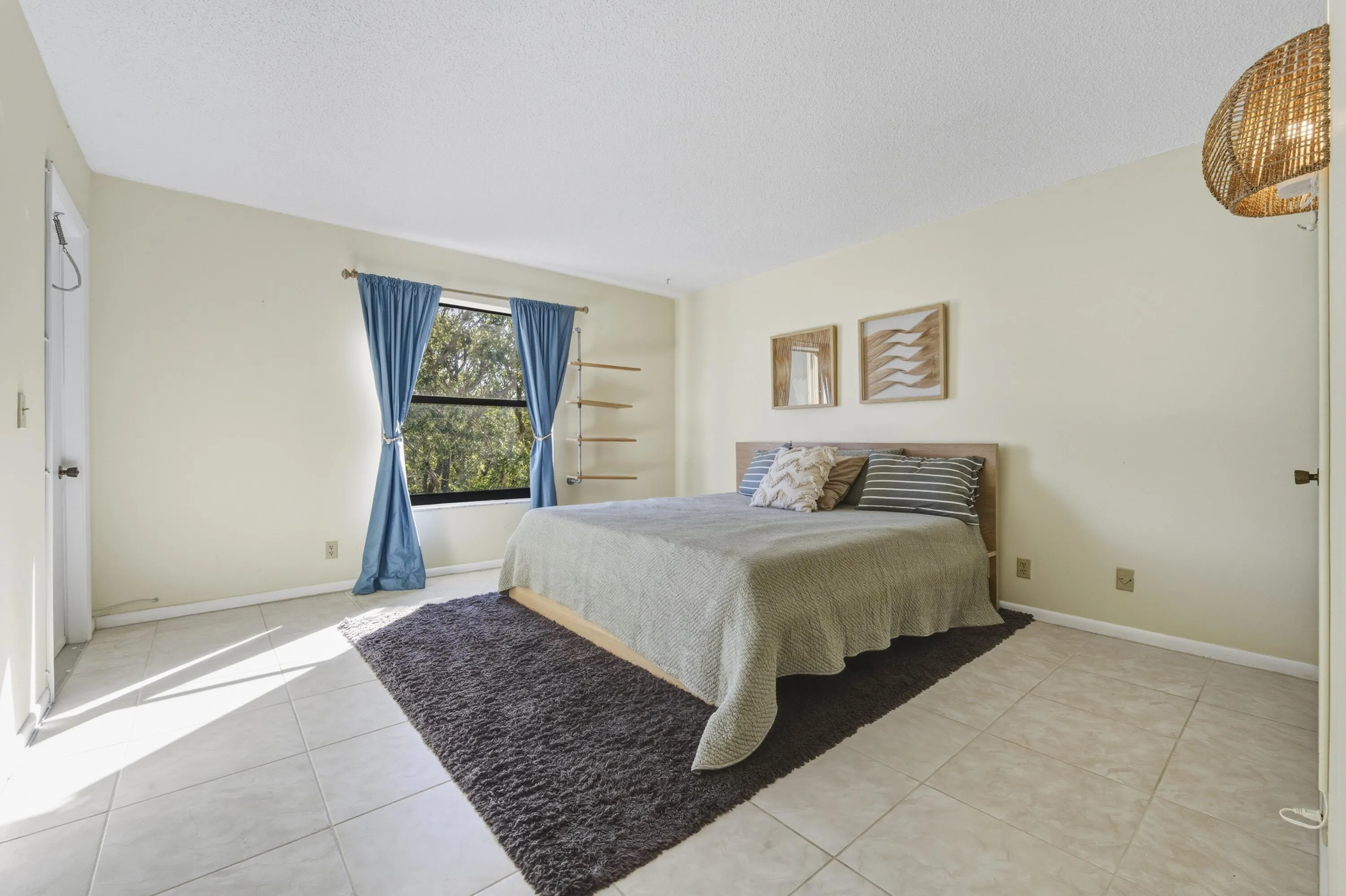 890_N_Federal_Hwy_406_Lantana_013-sharpe