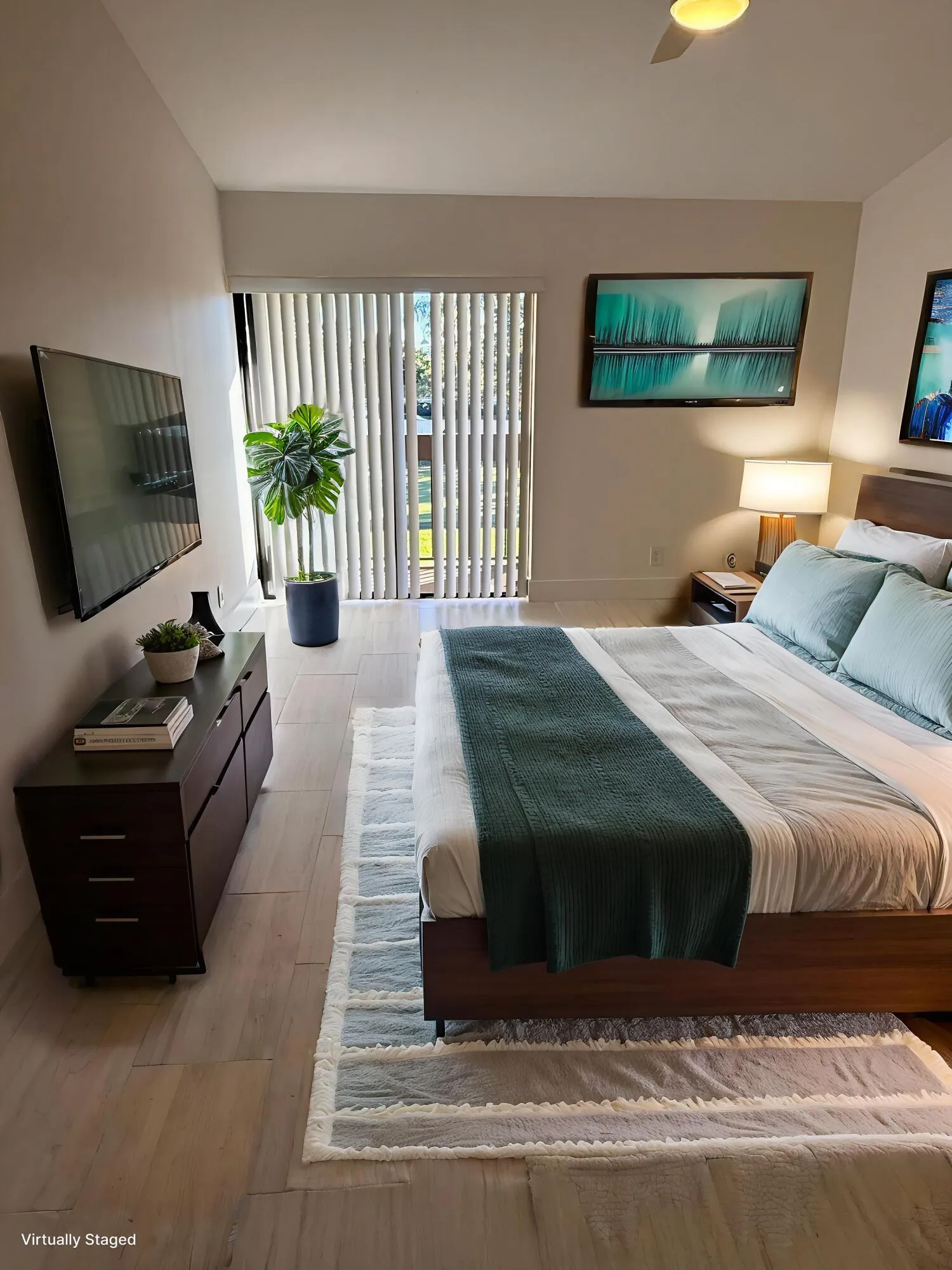 PRIMARY BEDROOM VIRTUALLY STAGED