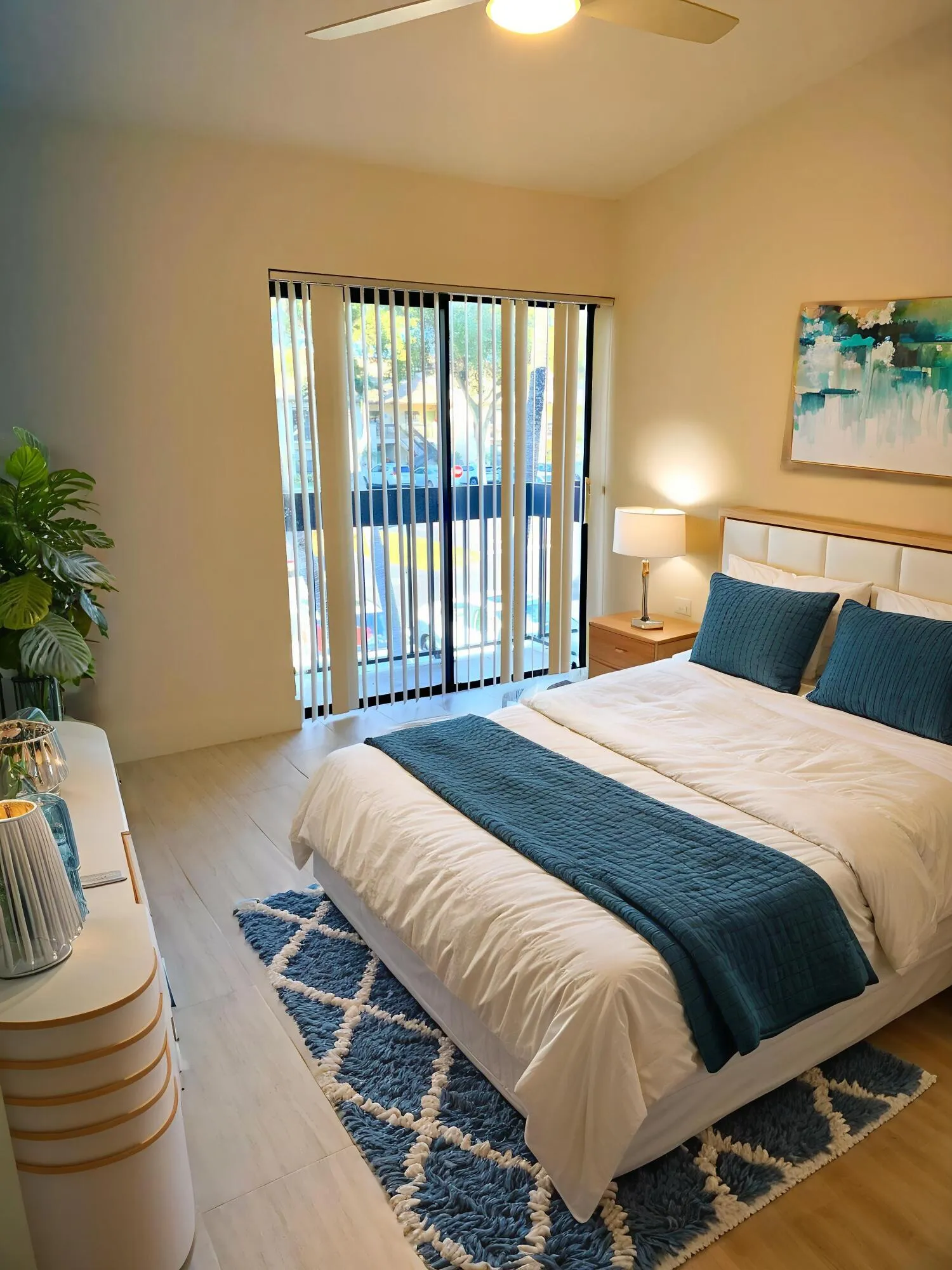 SECOND BEDROOM VIRTUALLY STAGED