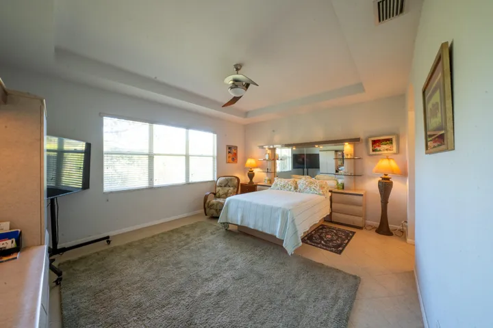 2BR05815-HDR