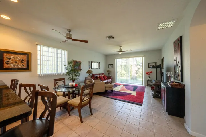 2BR05794-HDR