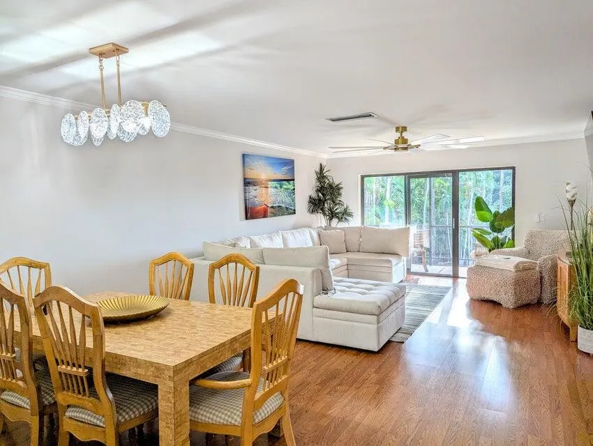 NICE VYBIL PLANK FLOORING