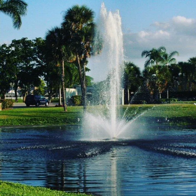 BOCA LAGO C. C. WATERFALL