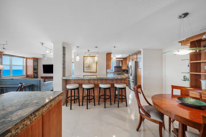 4505 S OceanBoulevard-HighlandBeac