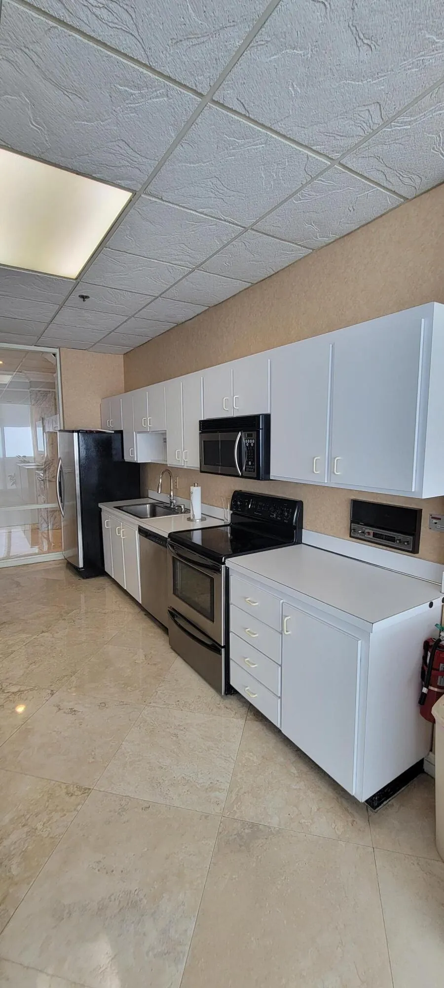 Lobby Kitchen