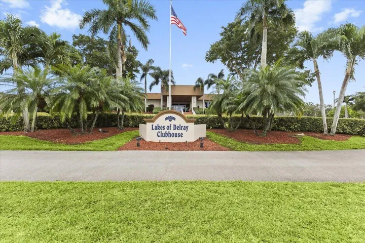 Lakes of Delray