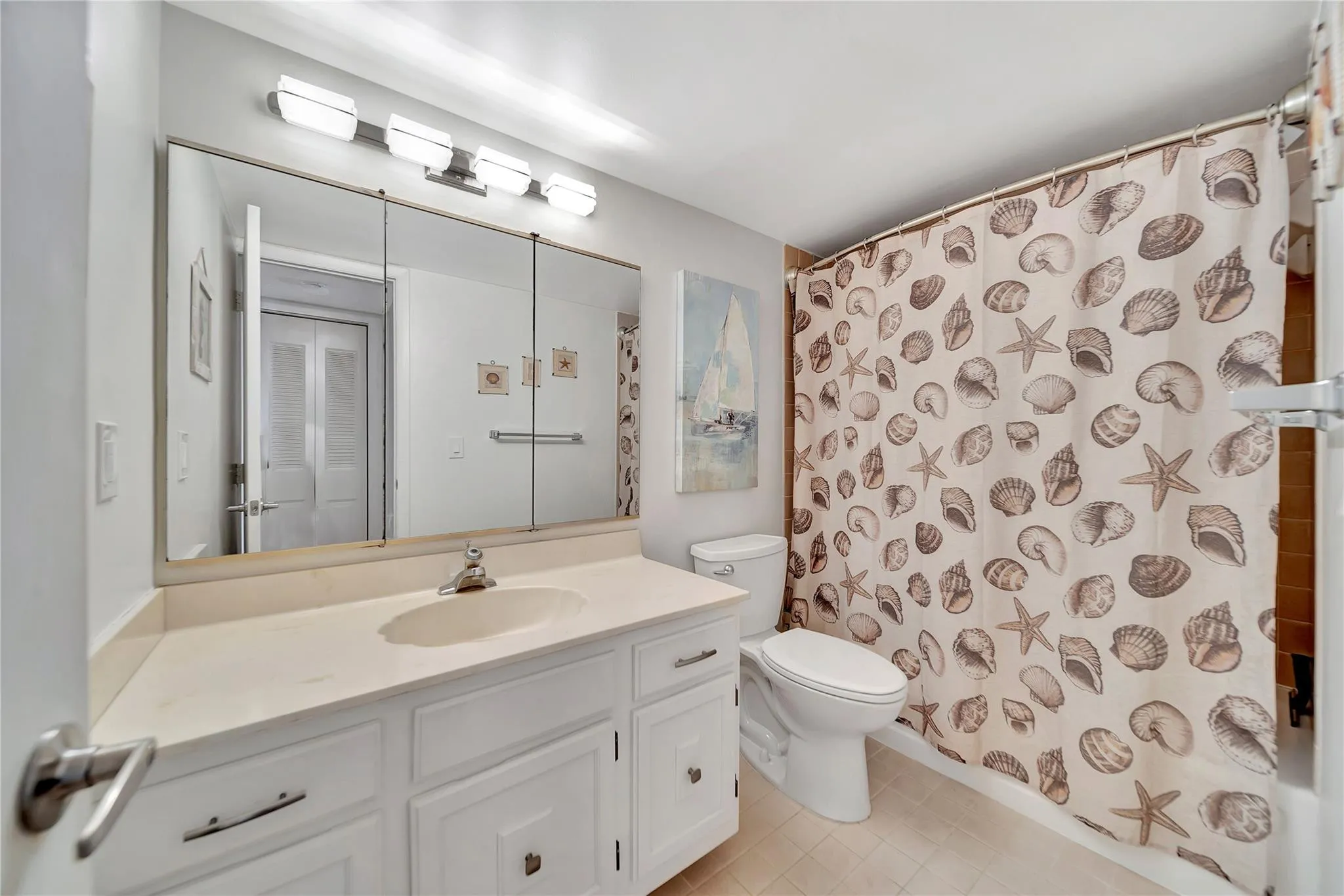 GUEST BEDROOM WITH TUB & SHOWER