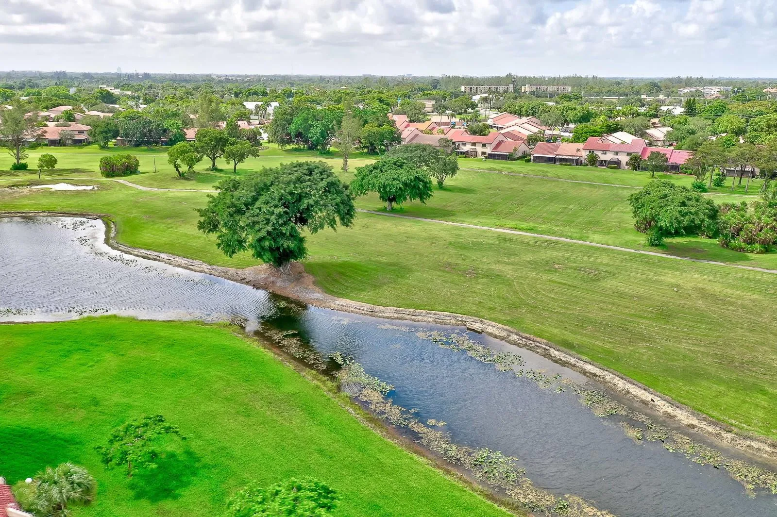 AERIAL VIEW OF SURROUNDING LANDS