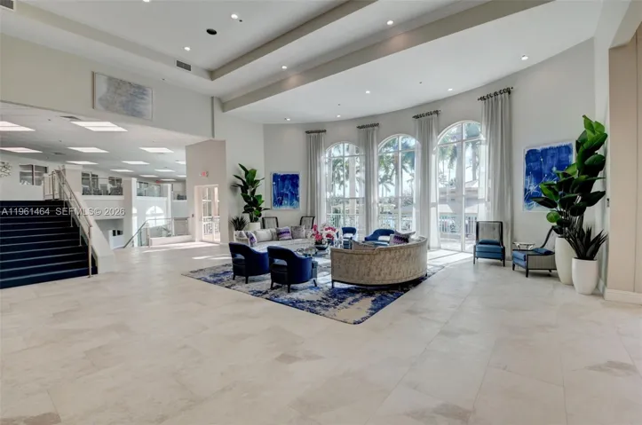 72,000 sq ft clubhouse