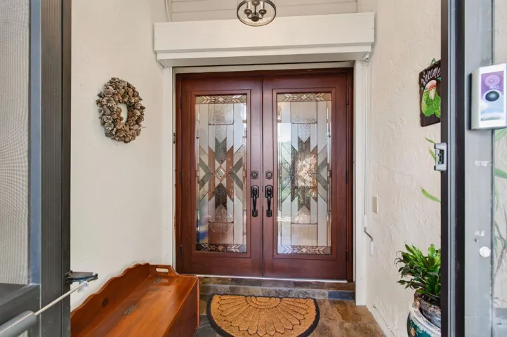 Screened-in Front Porch