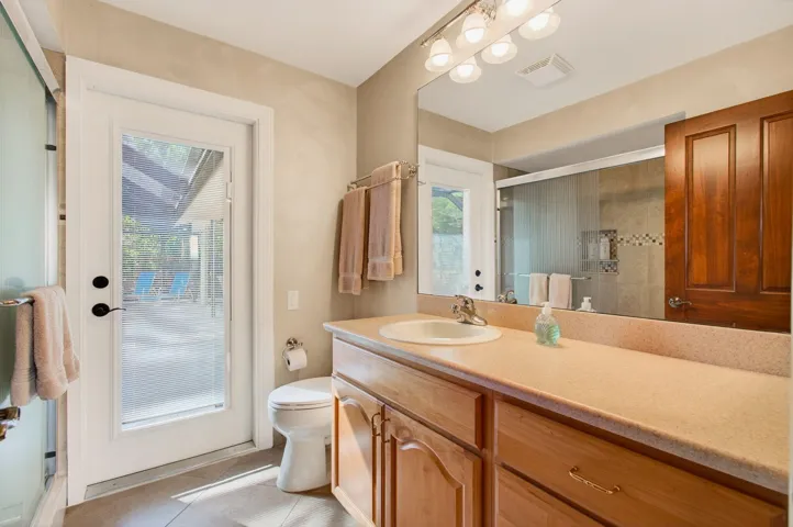 Cabana Bath