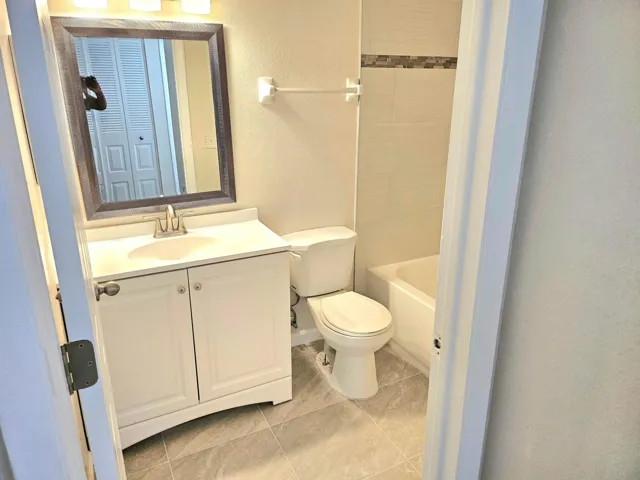 Bathroom #2