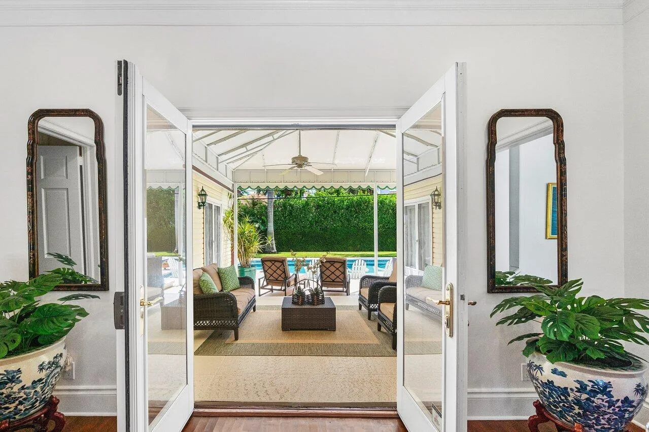 034-240MirafloresDrive-PalmBeach-FL-3348