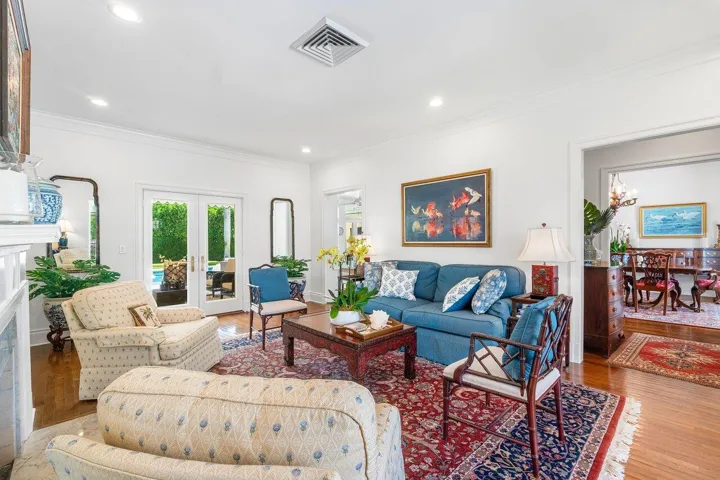 019-240MirafloresDrive-PalmBeach-FL-3348