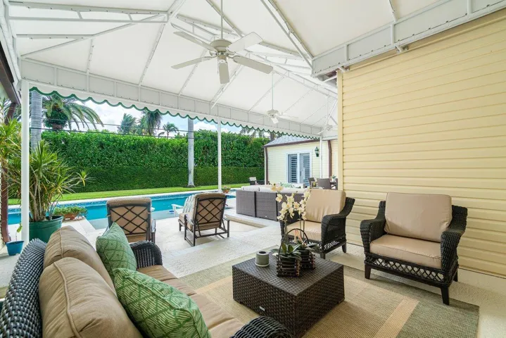 035-240MirafloresDrive-PalmBeach-FL-3348