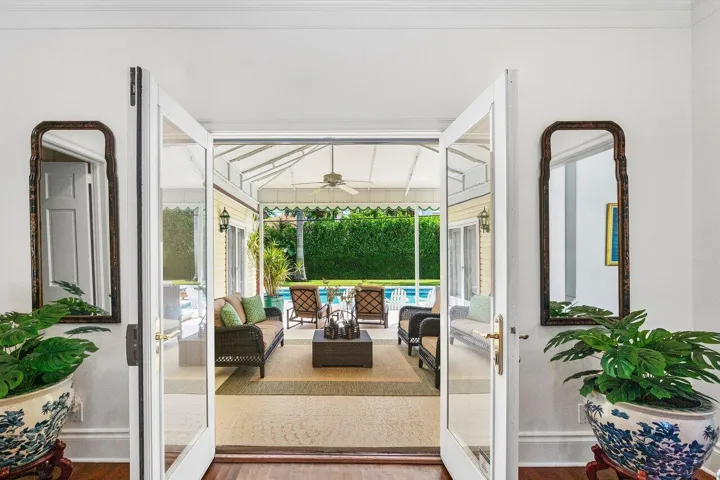 034-240MirafloresDrive-PalmBeach-FL-3348