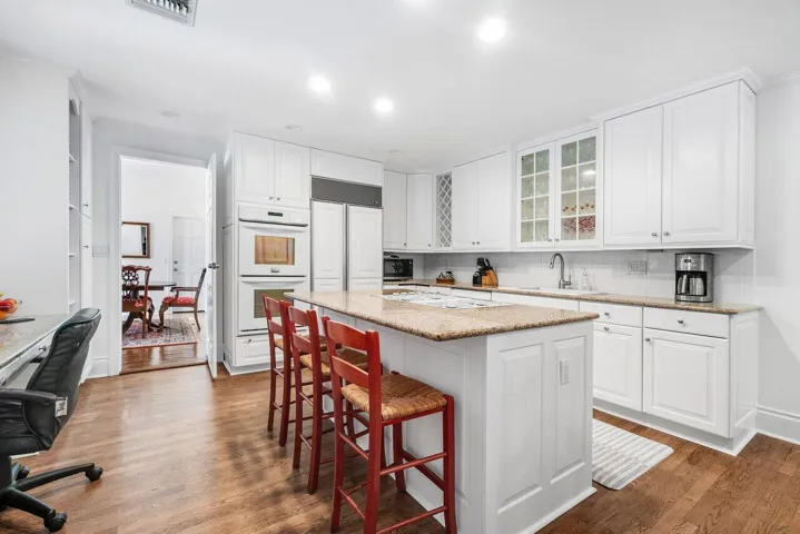 008-240MirafloresDrive-PalmBeach-FL-3348