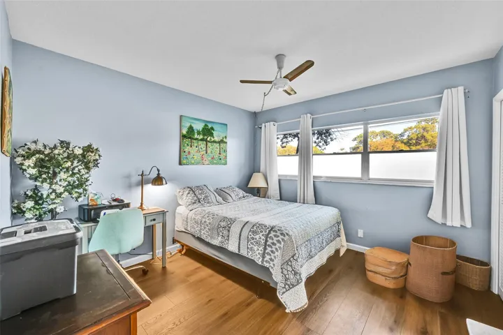 Guest bedroom